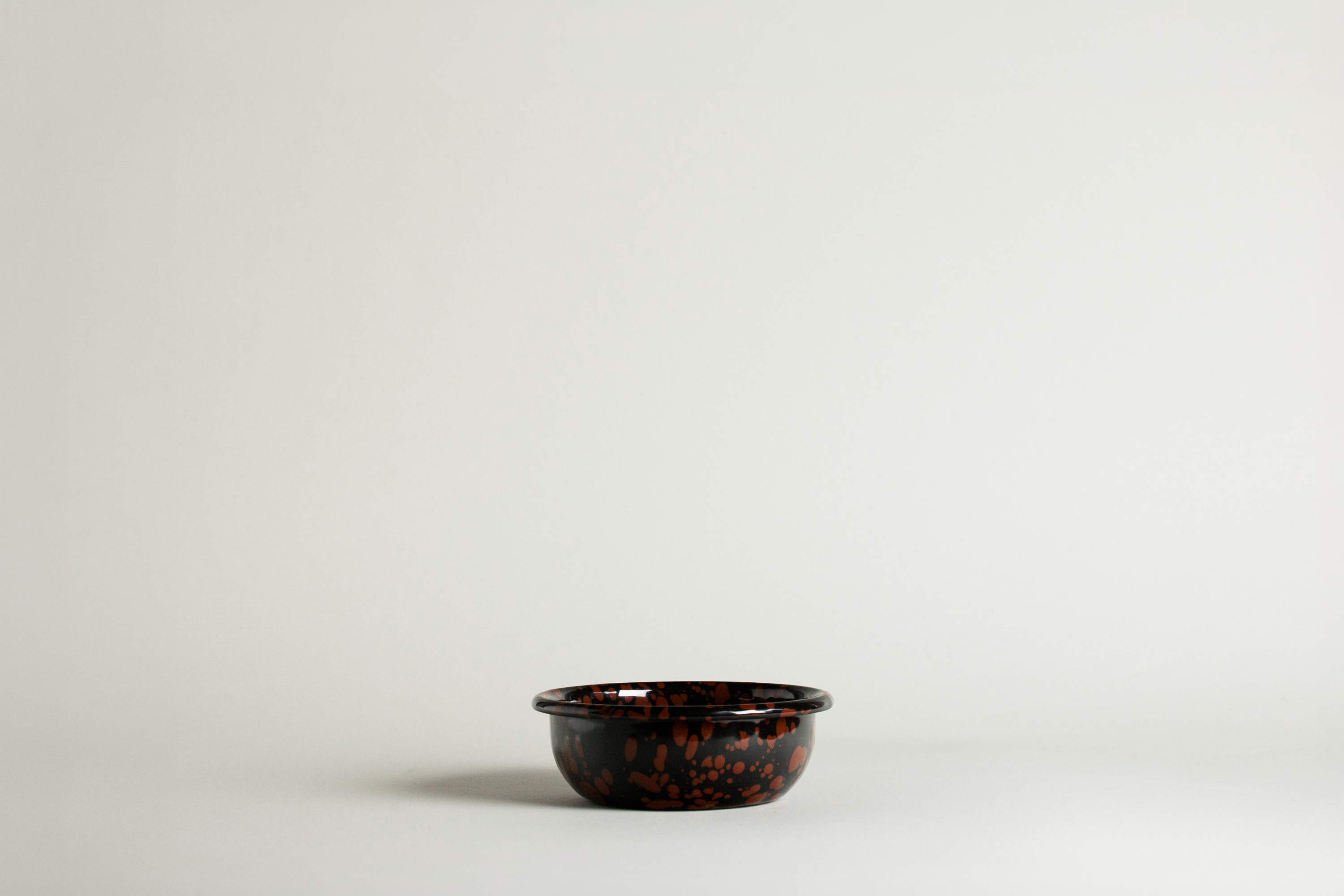 BOWL 12 <br> Onyx/Mocha