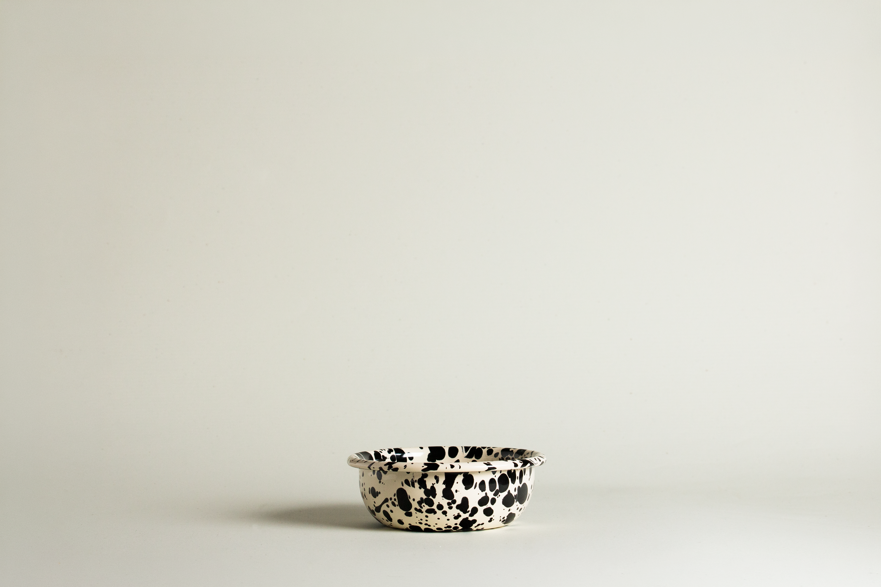 BOWL 12 <br> Ecru/onyx